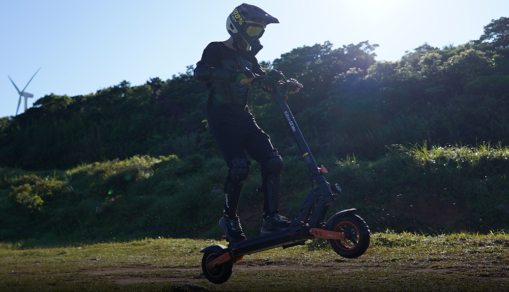 KuKirin G2 Max Electric Scooter 10 Inch Off-road Tires 1000W Motor 55Km/h Max Speed 48V 20Ah Battery 80km Range 120KG Max Load Detachable Seat Adjustable Height
